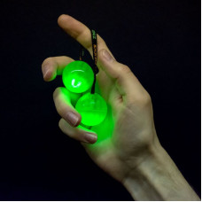 THUMB CHUCKS
